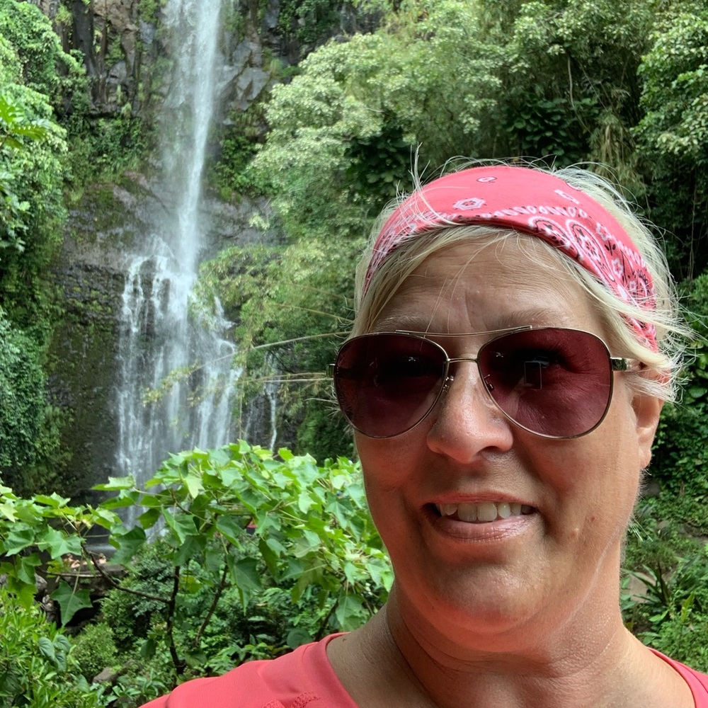 Meet your Posher, Deborah